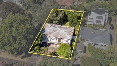8 Maybeck Road, Mount Albert, Auckland - Carousel 1