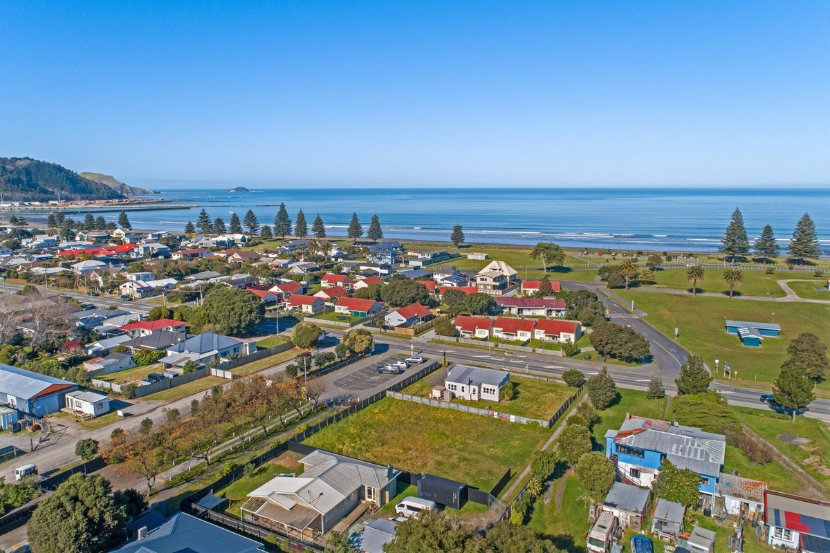131 Awapuni Road, Awapuni, Gisborne - Carousel 19
