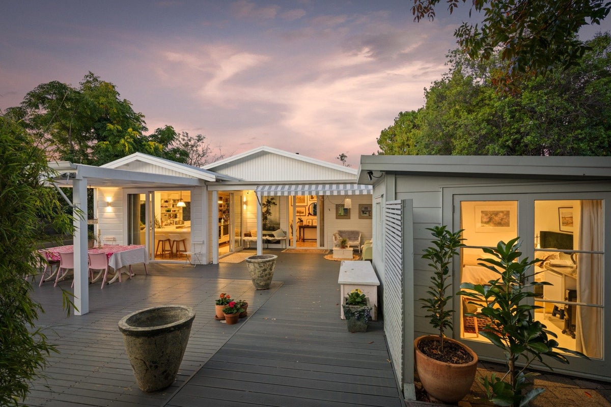 6 Finnis Lane, Hospital Hill, Napier - Carousel 1