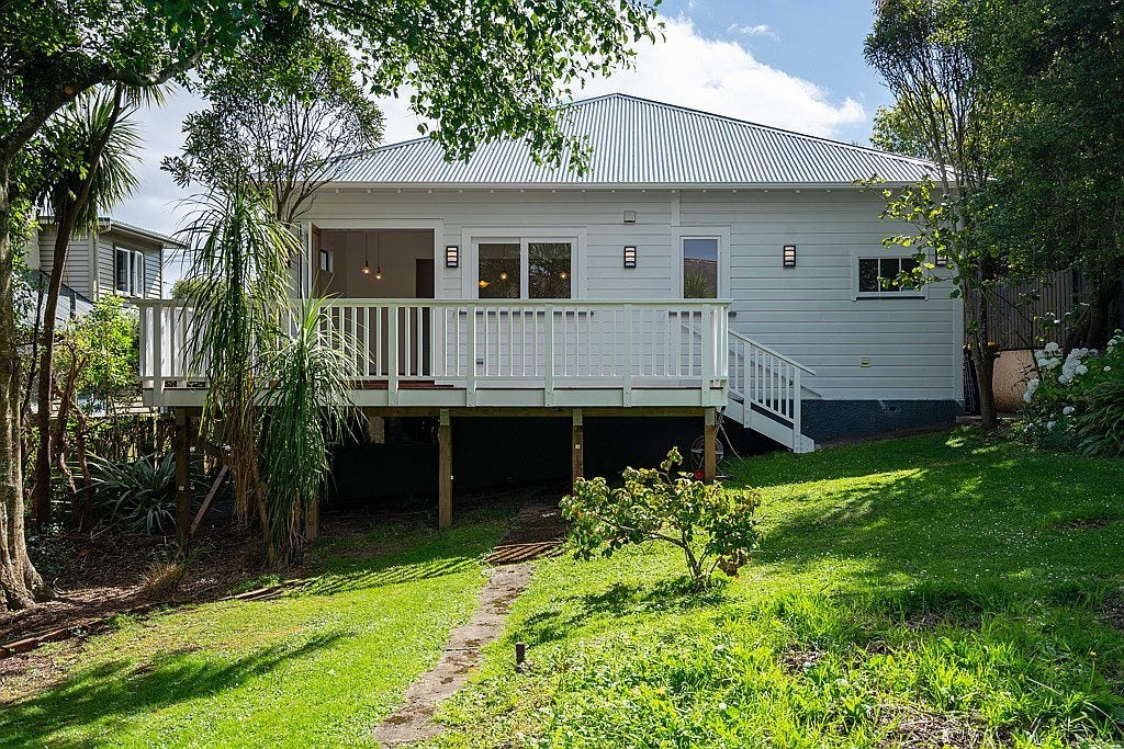 26 Elliot Street, Andersons Bay, Dunedin - Carousel 17
