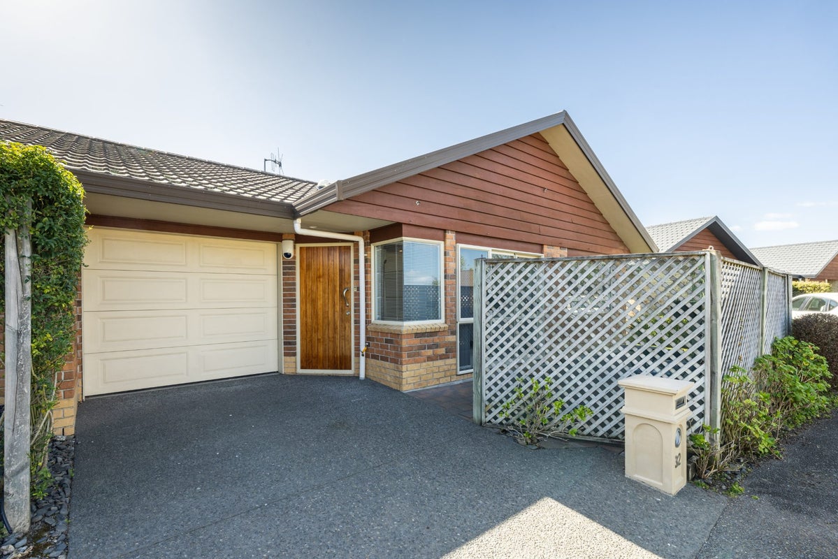 32/1232 HOWARD STreet, PARKVALE, HASTINGS - Carousel 1