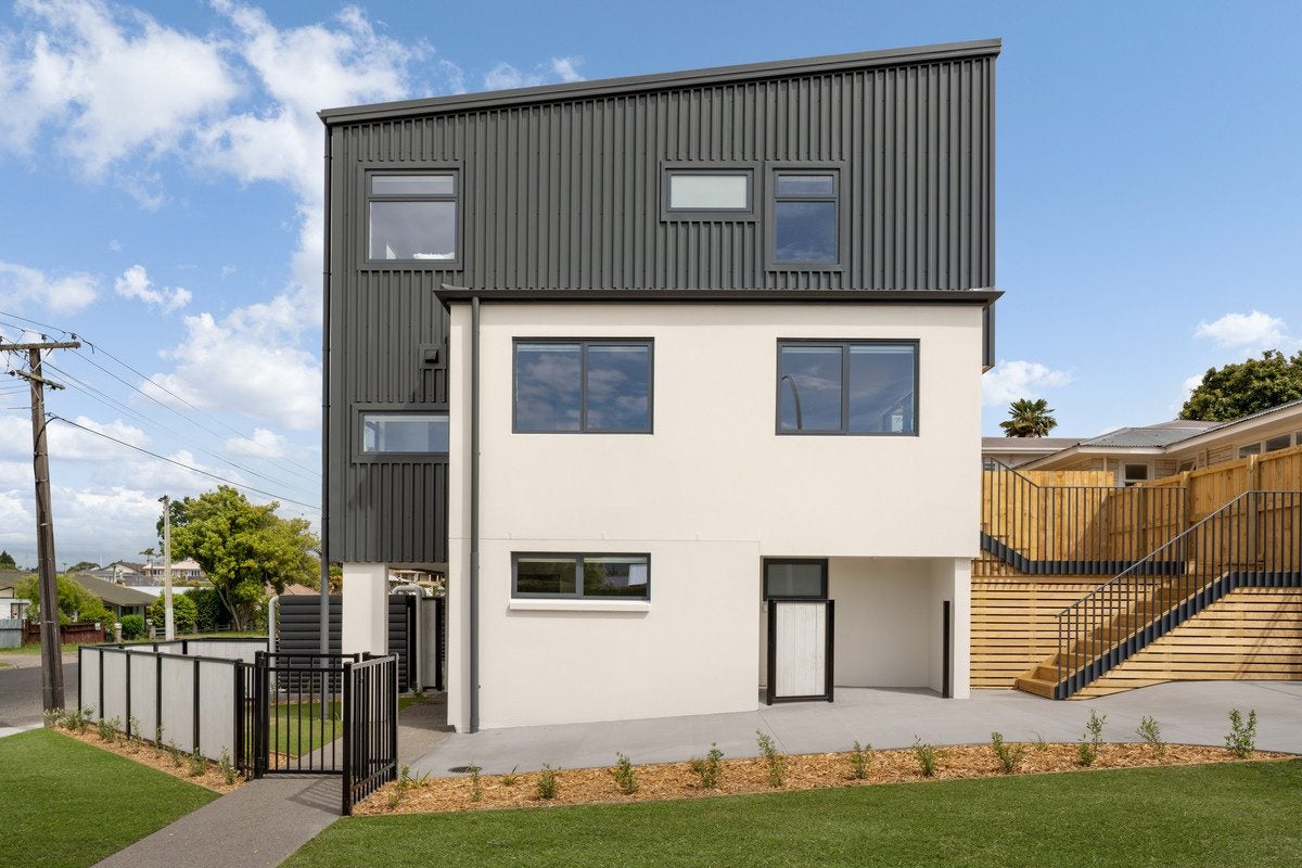 9e Yatton Street, Greerton, Tauranga, Bay Of Plenty - Carousel 1