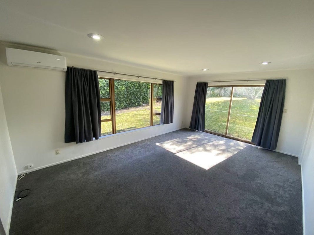 1/26 Wattle Street, New Lynn, Auckland - Carousel 1