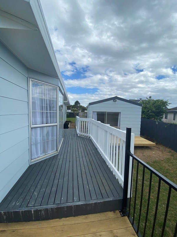 4 Kepler Place, Clover Park, Auckland - Carousel 2