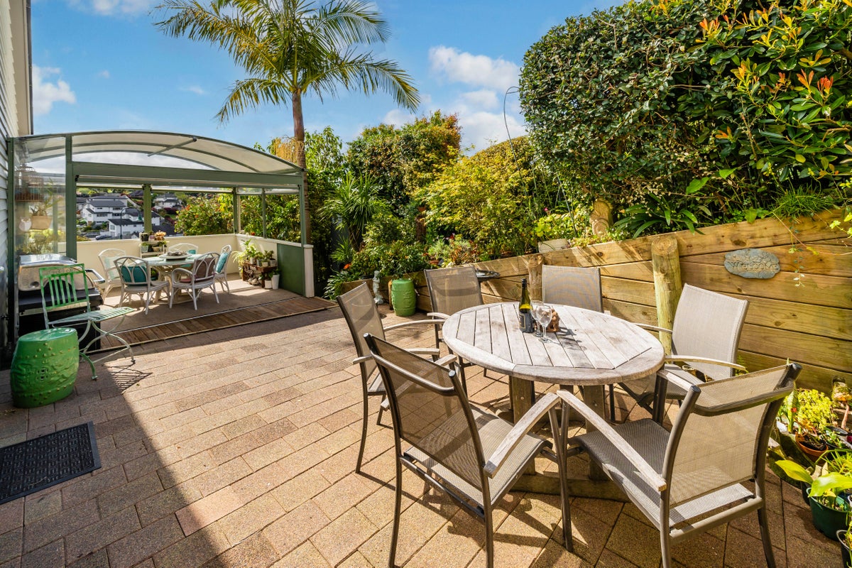 25 Ridge Valley Drive, Browns Bay, Auckland - Carousel 2