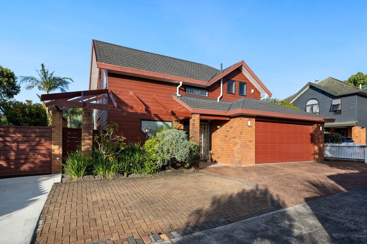 379 Hobsonville Road, Hobsonville, Auckland - Carousel 1