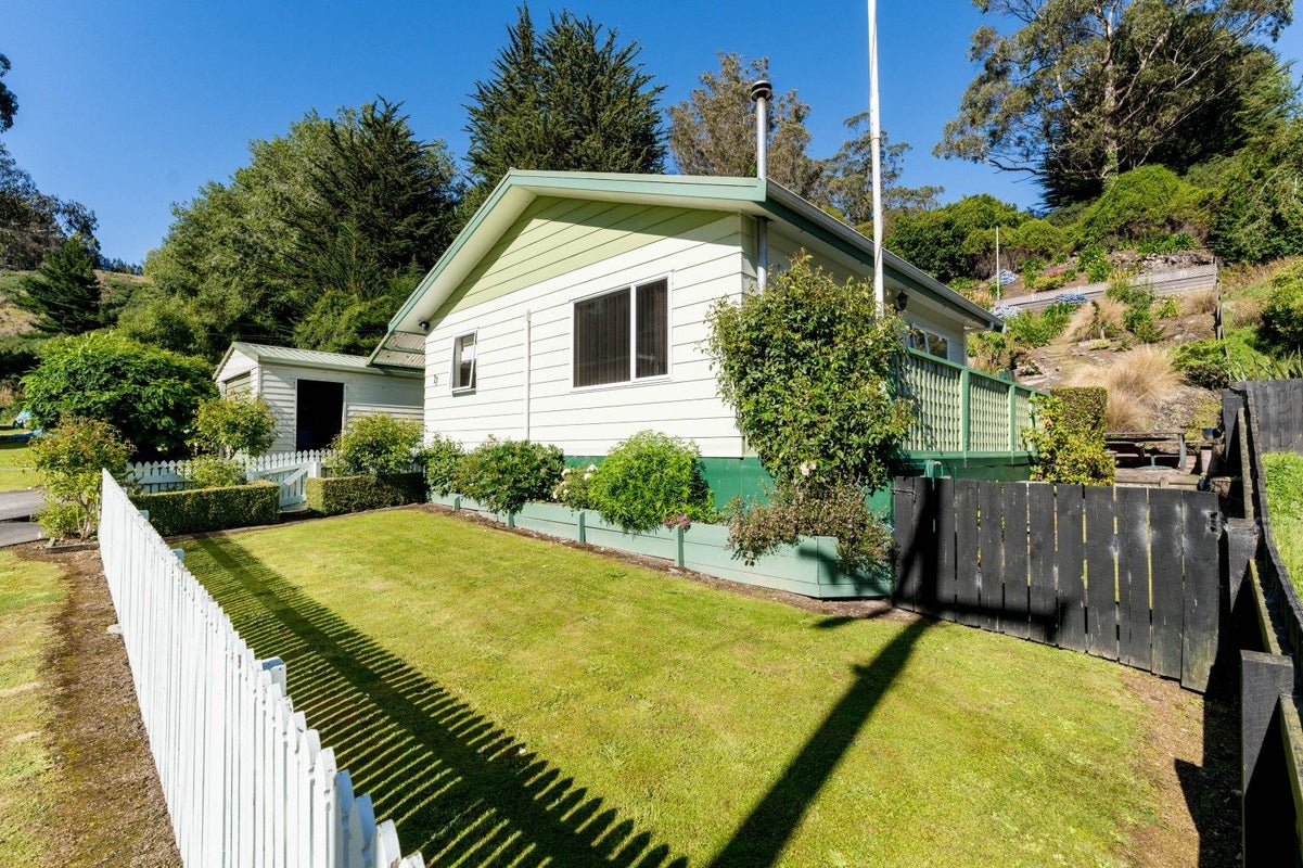 27 Prosser Street, Green Island, Dunedin - Carousel 2