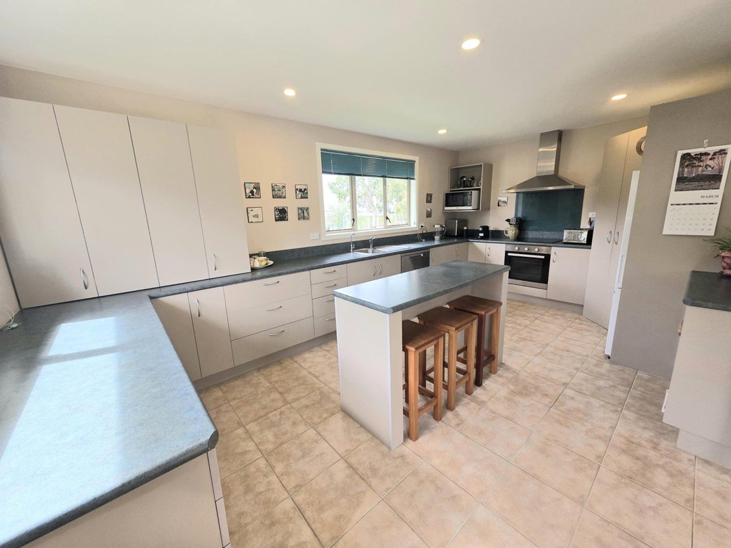 374 Airedale Road, Weston, Oamaru - Carousel 2