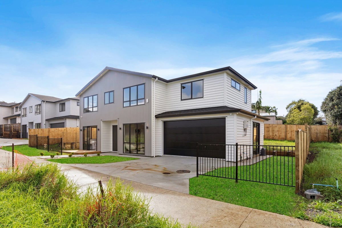 6 Ambrosia Avenue, Henderson, Auckland - Carousel 2
