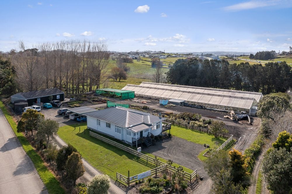 146 Top Road, Albany - Carousel 1