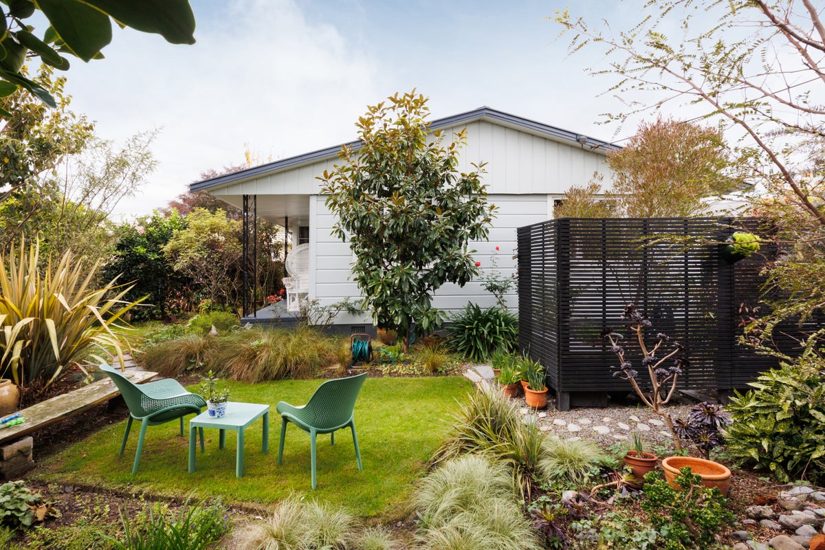 11 Sinclair Avenue, Highbury, Palmerston North - Carousel 1