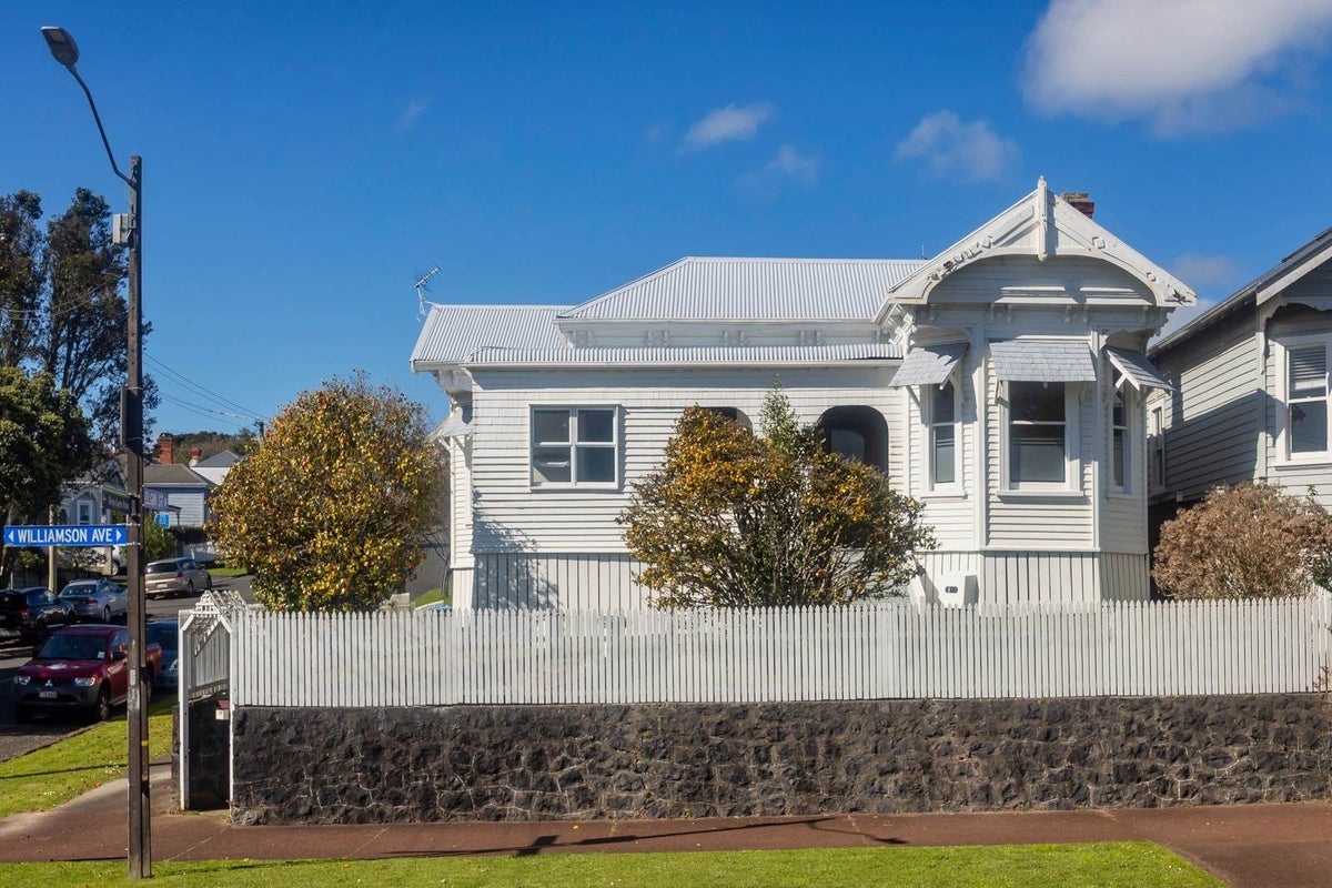 112 Williamson Avenue, Grey Lynn, Auckland City, Auckland - Carousel 2
