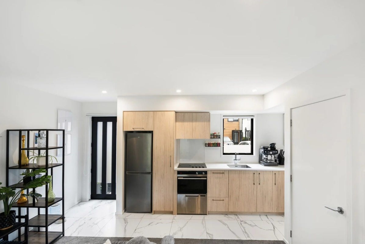 13/25 Hargest Crescent, Sydenham, Christchurch - Carousel 2