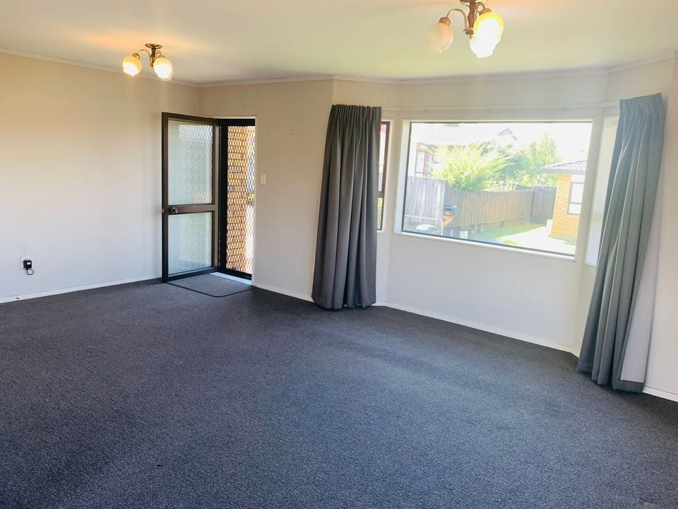 3/116 Titirangi Road, New Lynn, Auckland - Carousel 2