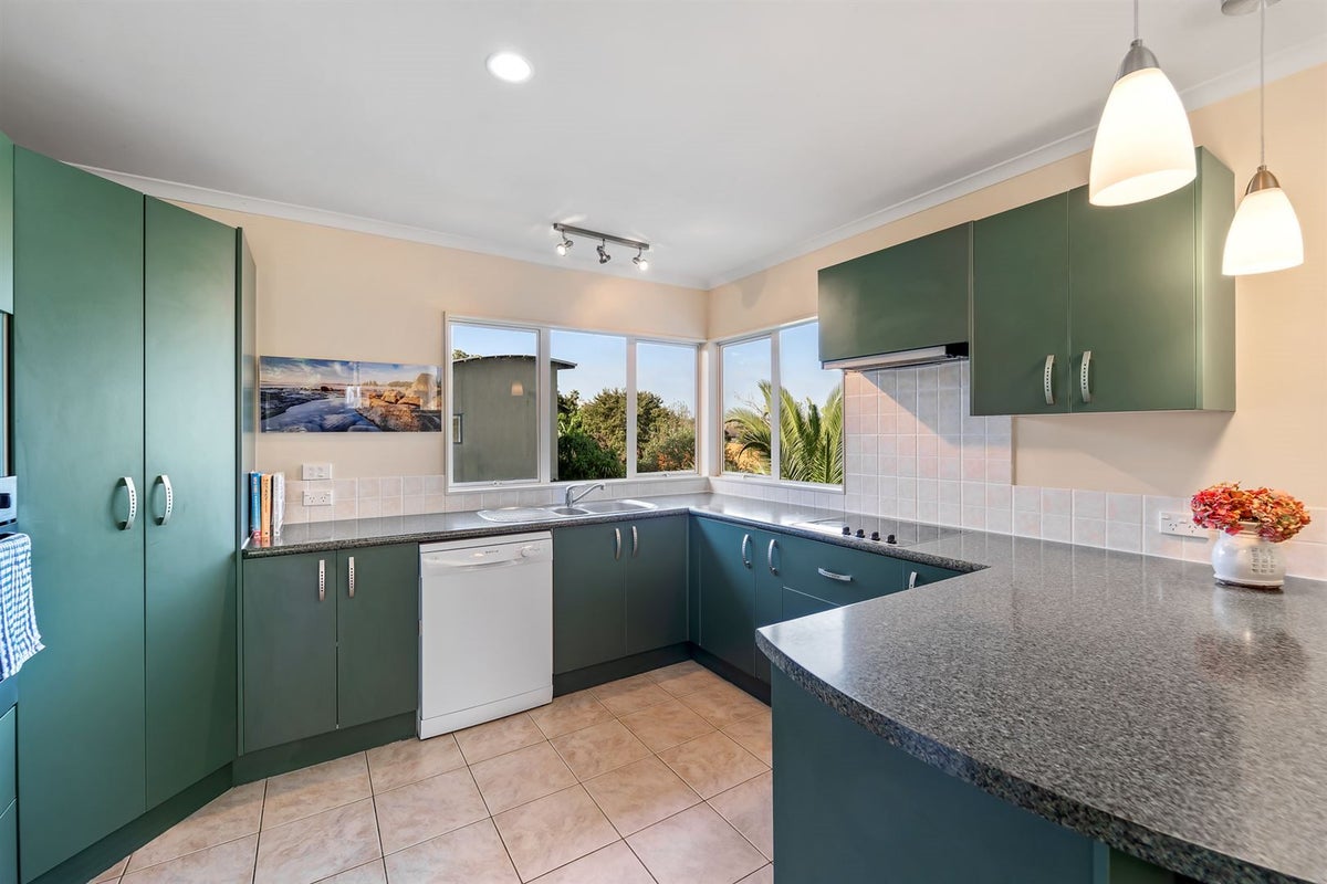 9 Cascaden Road, Gulf Harbour, Whangaparaoa - Carousel 2