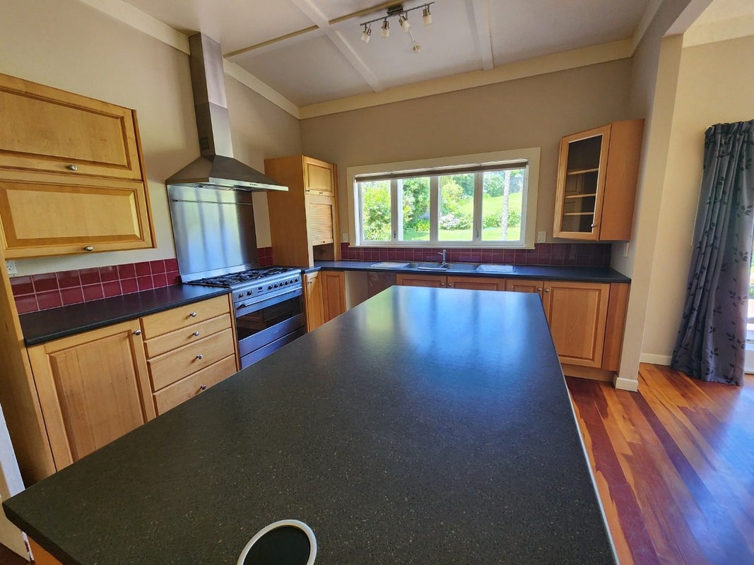 86 Wheturangi Road, Greenlane, Auckland - Carousel 2