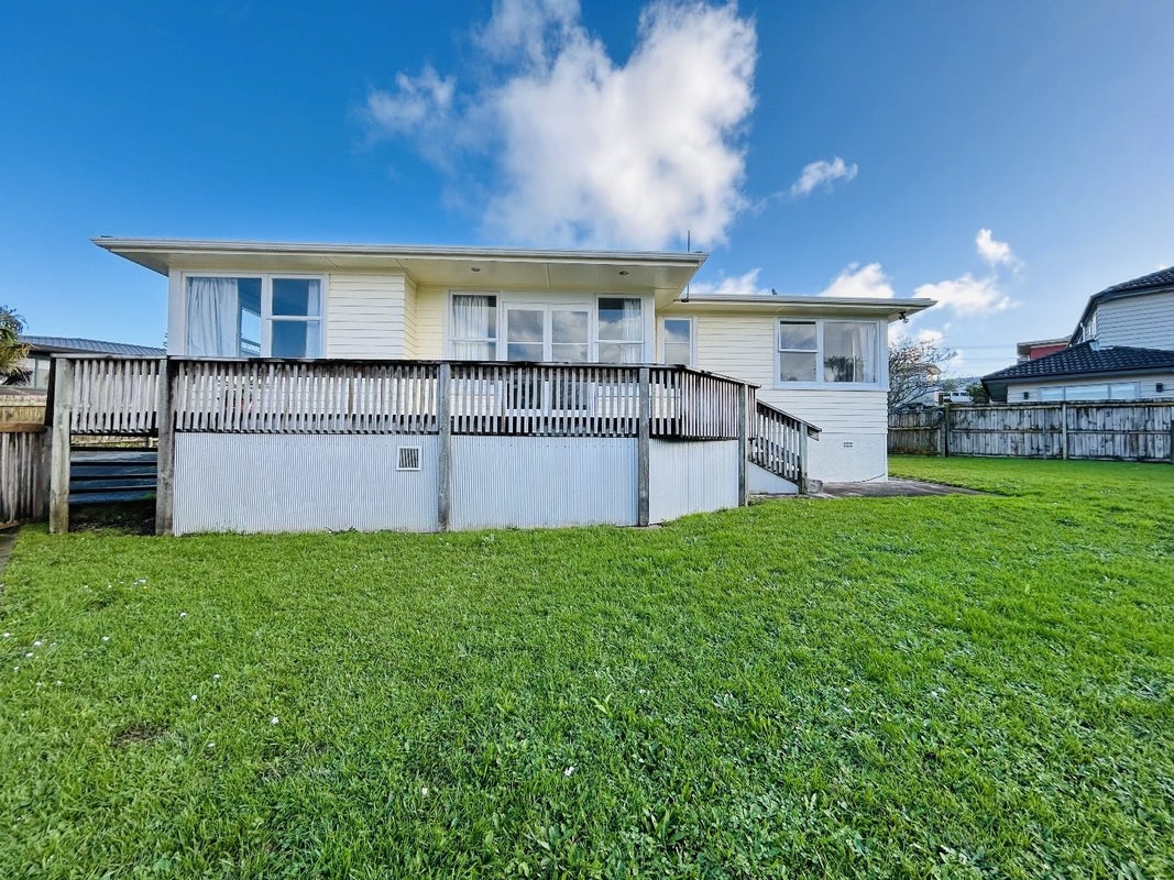 156 Astley Avenue, New Lynn, Auckland - Carousel 21