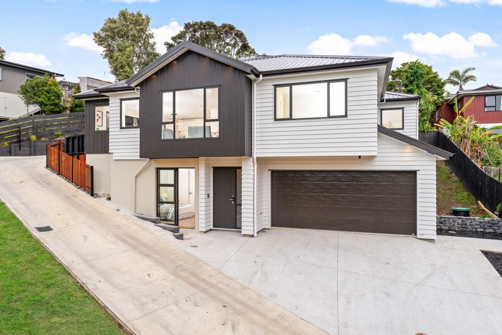 10A Louise Place, Browns Bay, Auckland - Carousel 2
