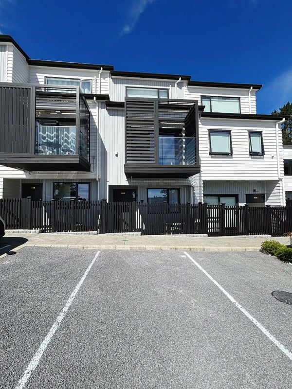 18/38 Fairlands Avenue, Waterview, Auckland - Carousel 1