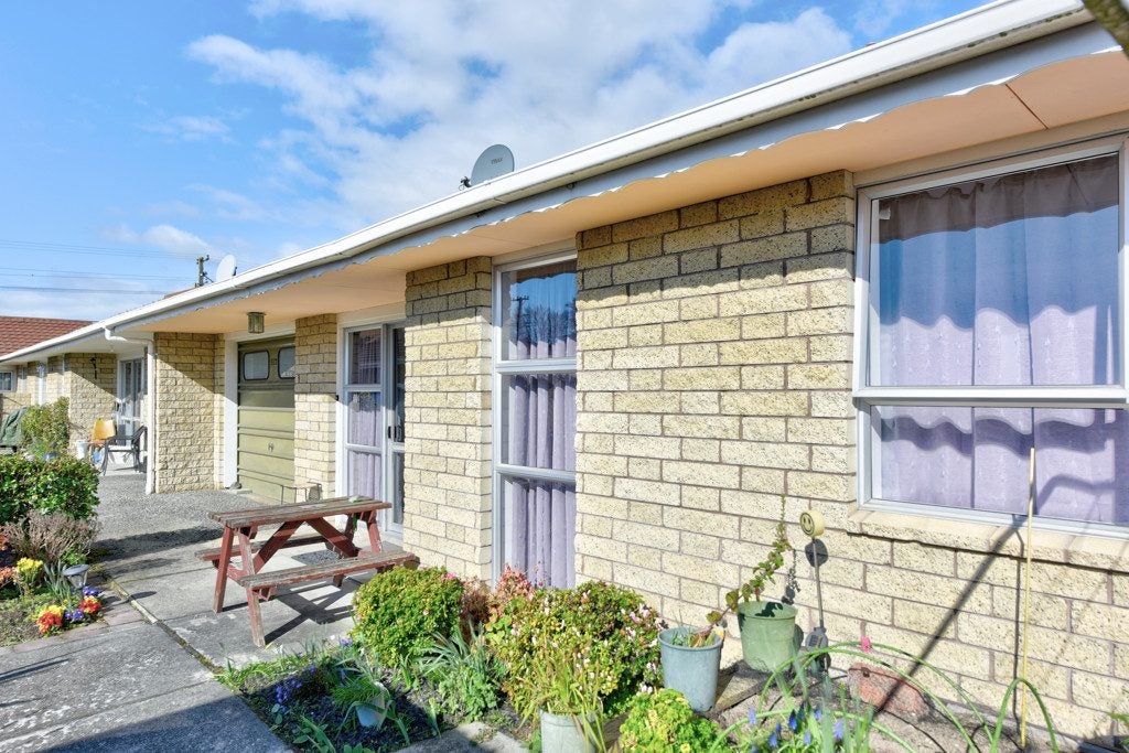 23B Ardwick Street, Gore, Gore - Carousel 2