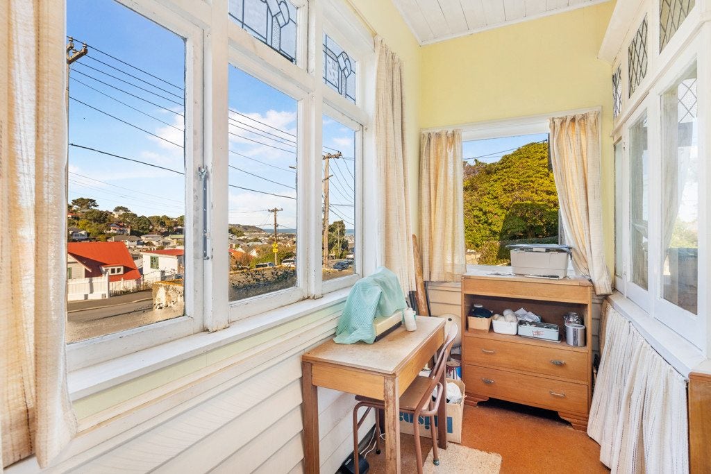 64 Hataitai Road, Hataitai, Wellington - Carousel 2
