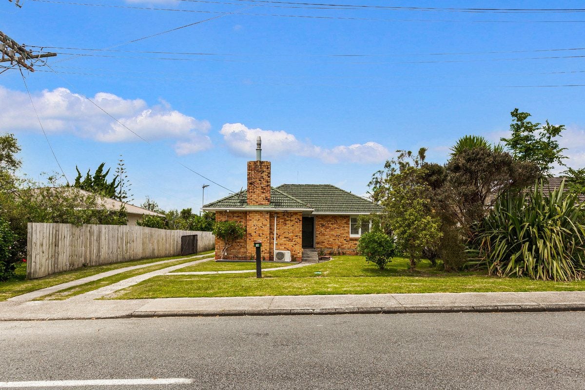 16 Ward Crescent, Te Atatu Peninsula, Auckland - Carousel 15