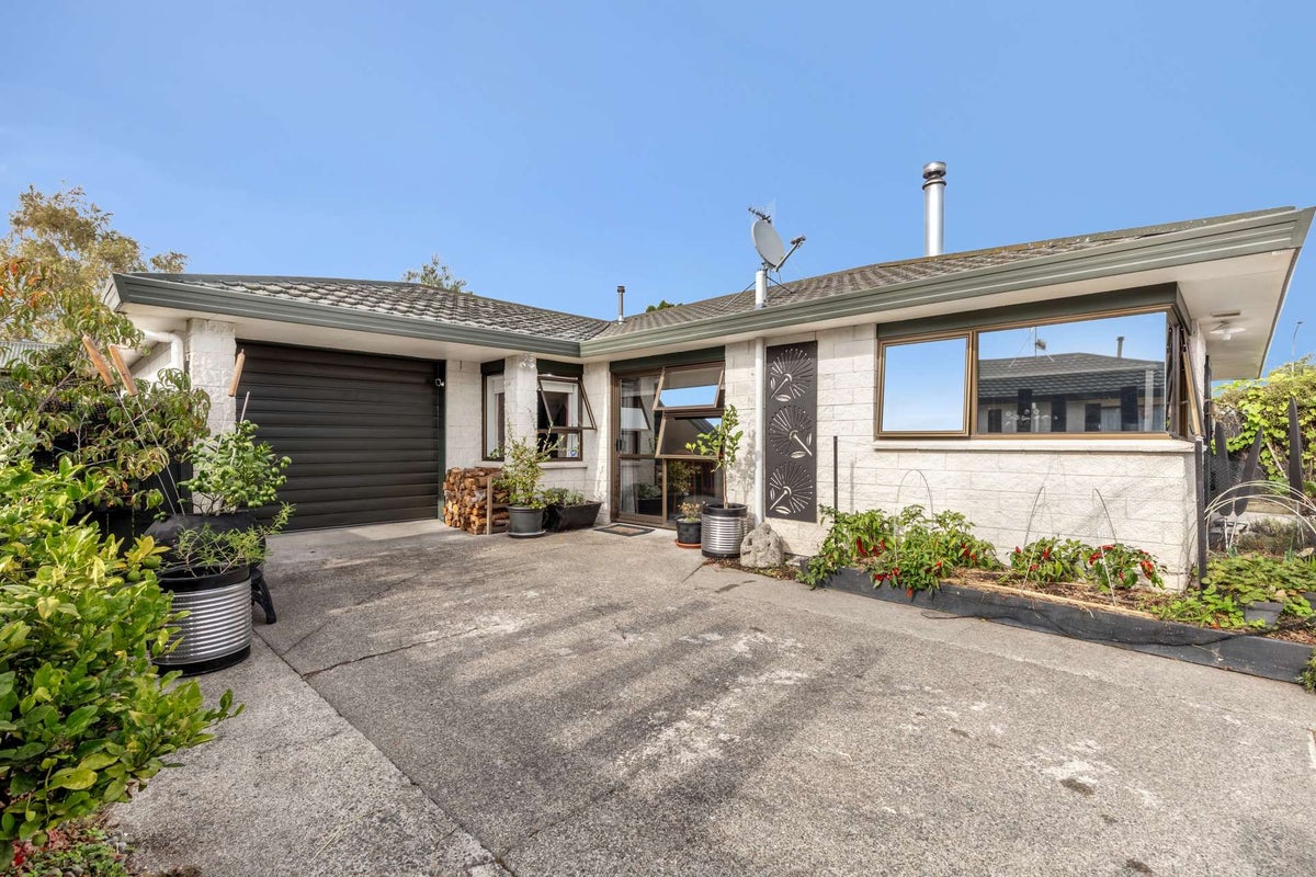2D Woodfield Avenue, Roslyn, Palmerston North - Carousel 1