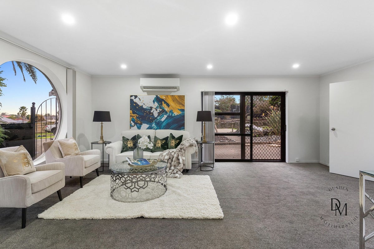 7 Destino Court, Conifer Grove, Takanini - Carousel 1