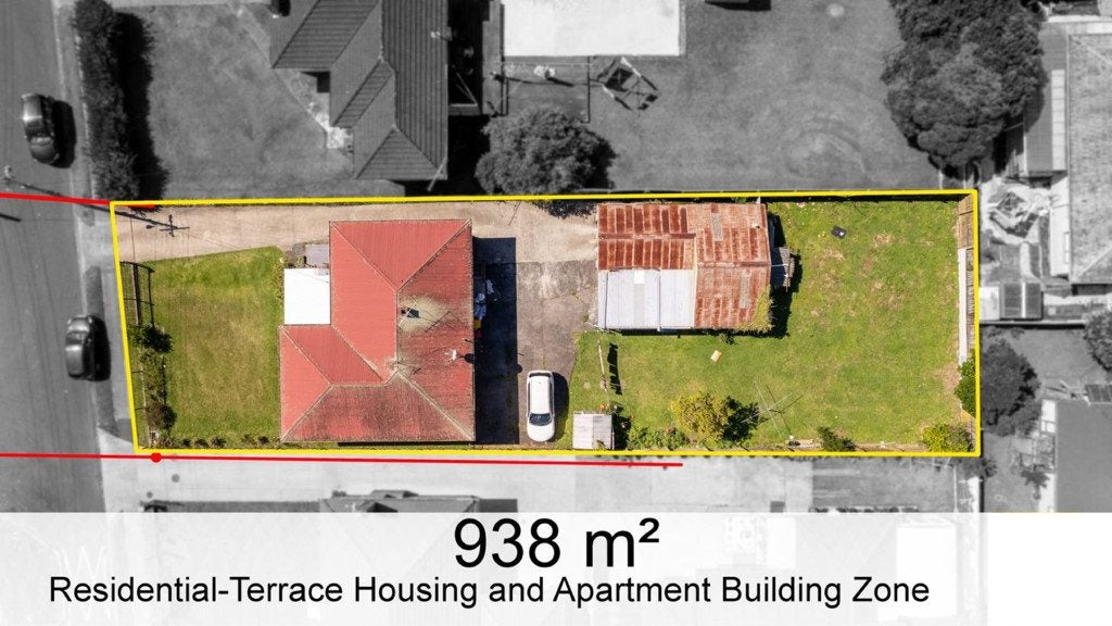 16 Charles Street, Papatoetoe, Auckland - Carousel 1