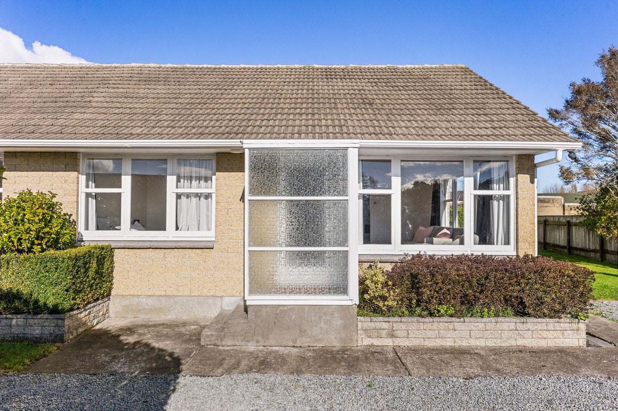 20 Parera Grove, Heretaunga, Upper Hutt - Carousel 13