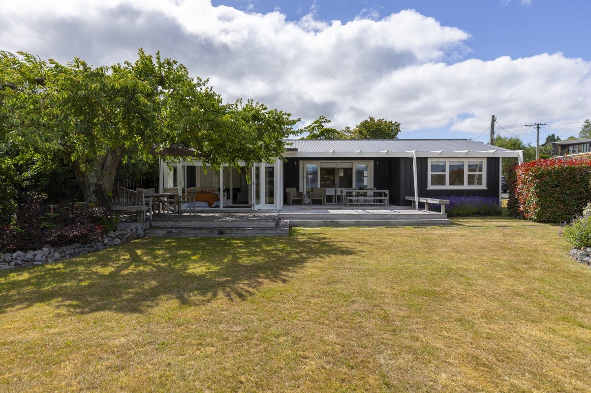 36 Rainbow Drive, Rainbow Point, Taupo - Carousel 1