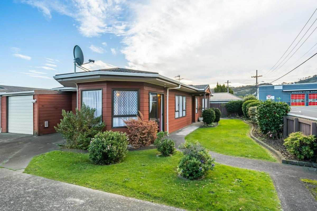 1/2 Cottle Street, Avalon, Lower Hutt - Carousel 15