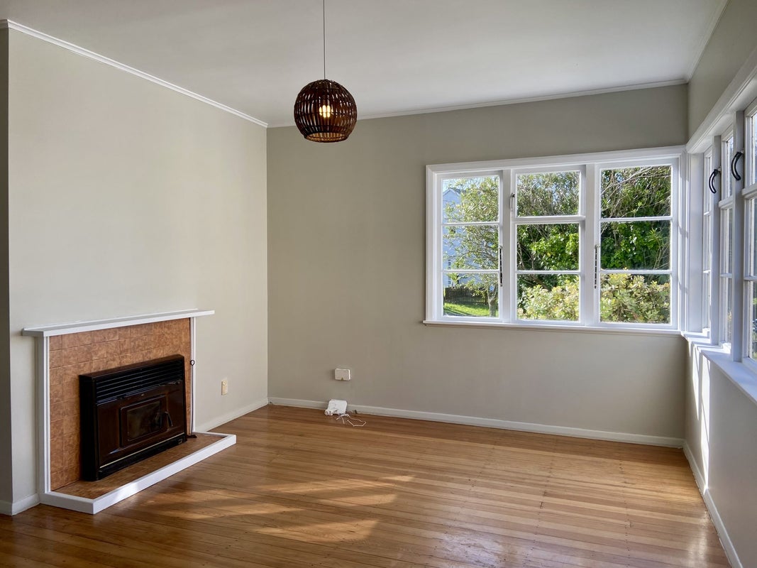 6 Daventry Street, Waterview, Auckland - Carousel 2