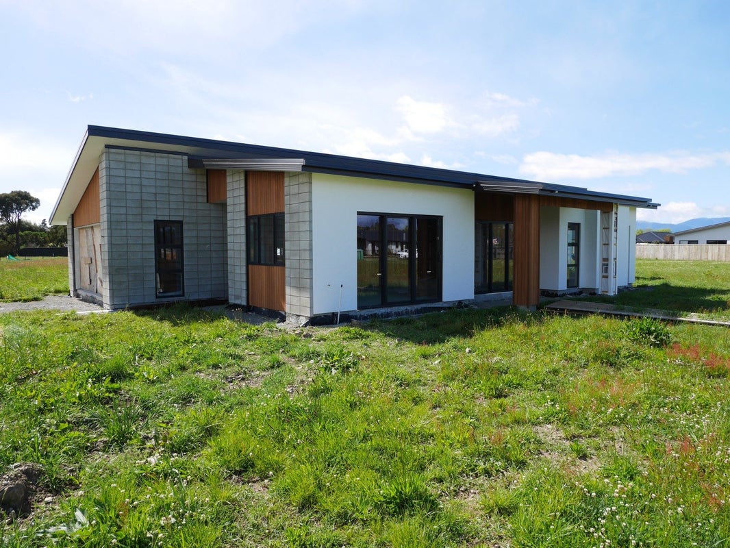 26 Wakanini Place, Mapua - Carousel 1