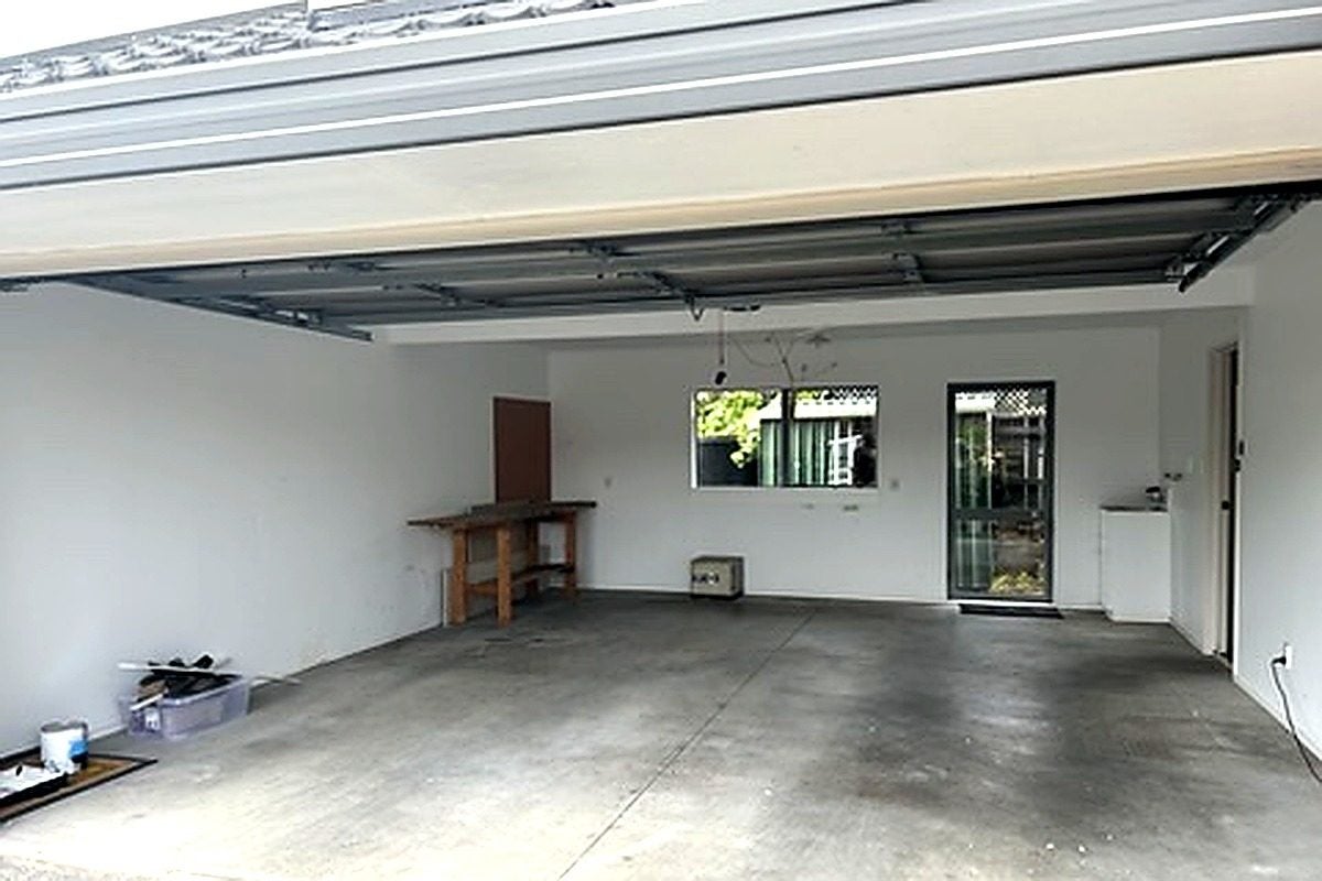 3/8 Solana Court, Botany Downs, Auckland - Carousel 28