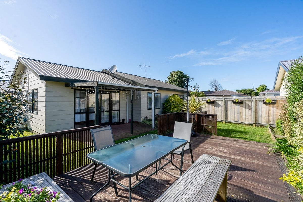 12A Allen Street, Frankton, Hamilton - Carousel 1