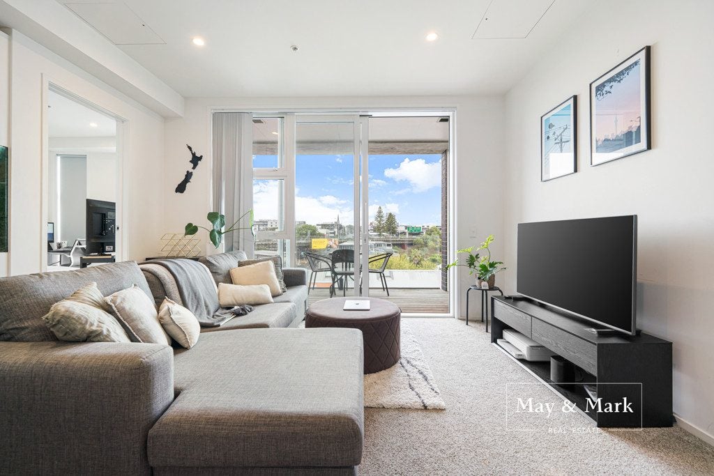 403/246 Khyber Pass Road, Newmarket, Auckland - Carousel 1