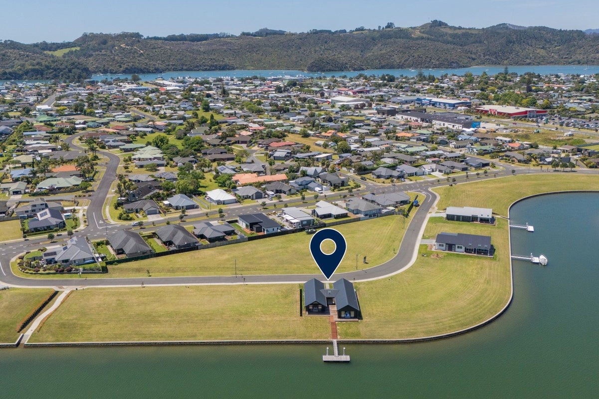 17 Kahu Crescent, Te Rapa Park, Hamilton - Carousel 27