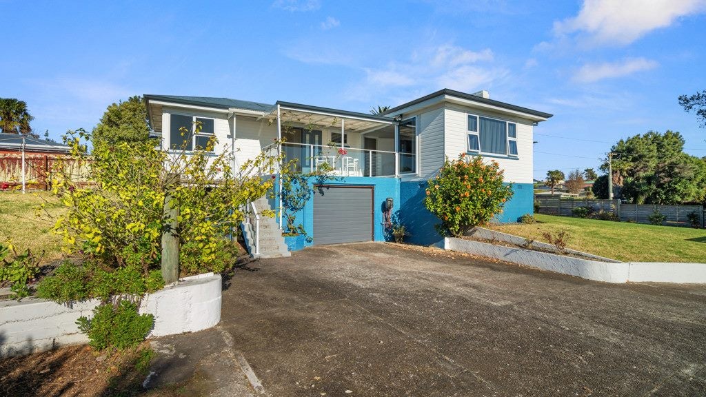 30 Lloyd Street, Parkvale, Tauranga - Carousel 1