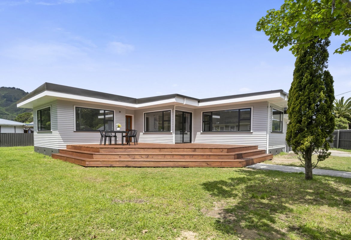 43 Dover Road, Wainuiomata, Lower Hutt - Carousel 1