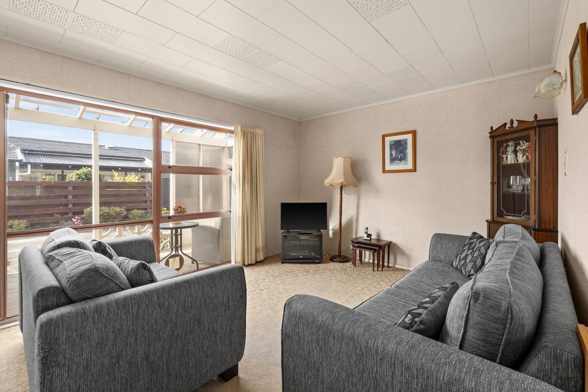 5/20 Bowling Road, Greenmeadows, Napier - Carousel 2