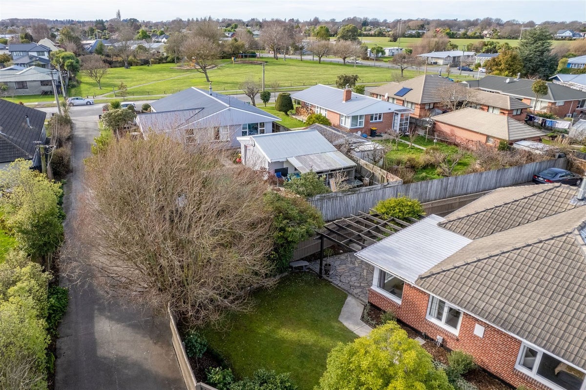 15 Mahars Road, Mairehau, Christchurch - Carousel 15