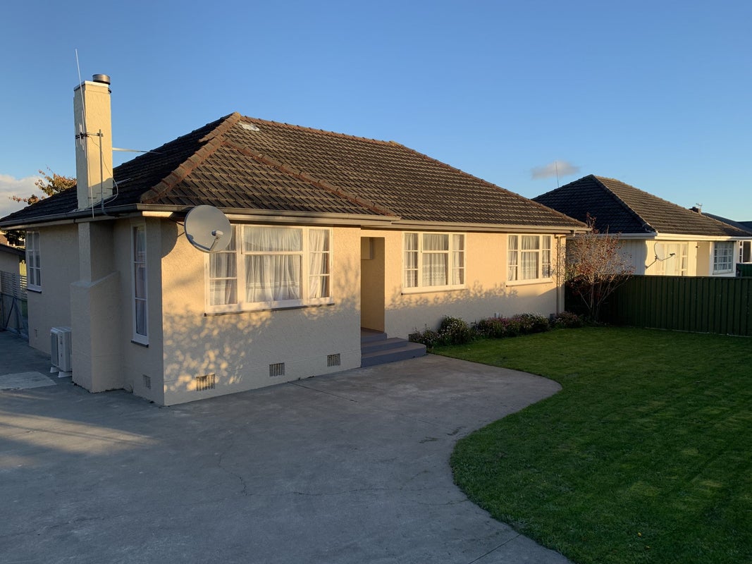 20 Milton Street, Roslyn, Palmerston North - Carousel 1