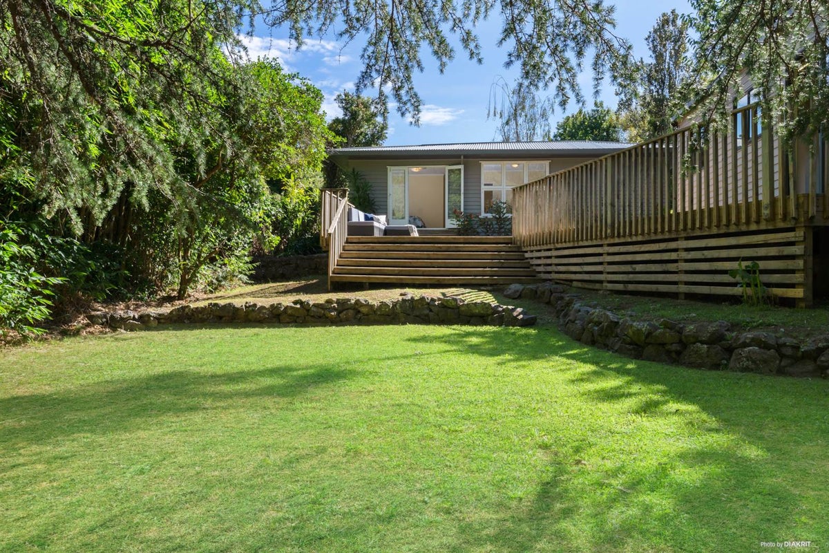30 Boylan Road, Titirangi, Auckland - Carousel 2