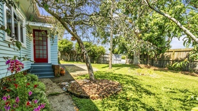116 Rosier Road, Glen Eden, Auckland - Carousel 1
