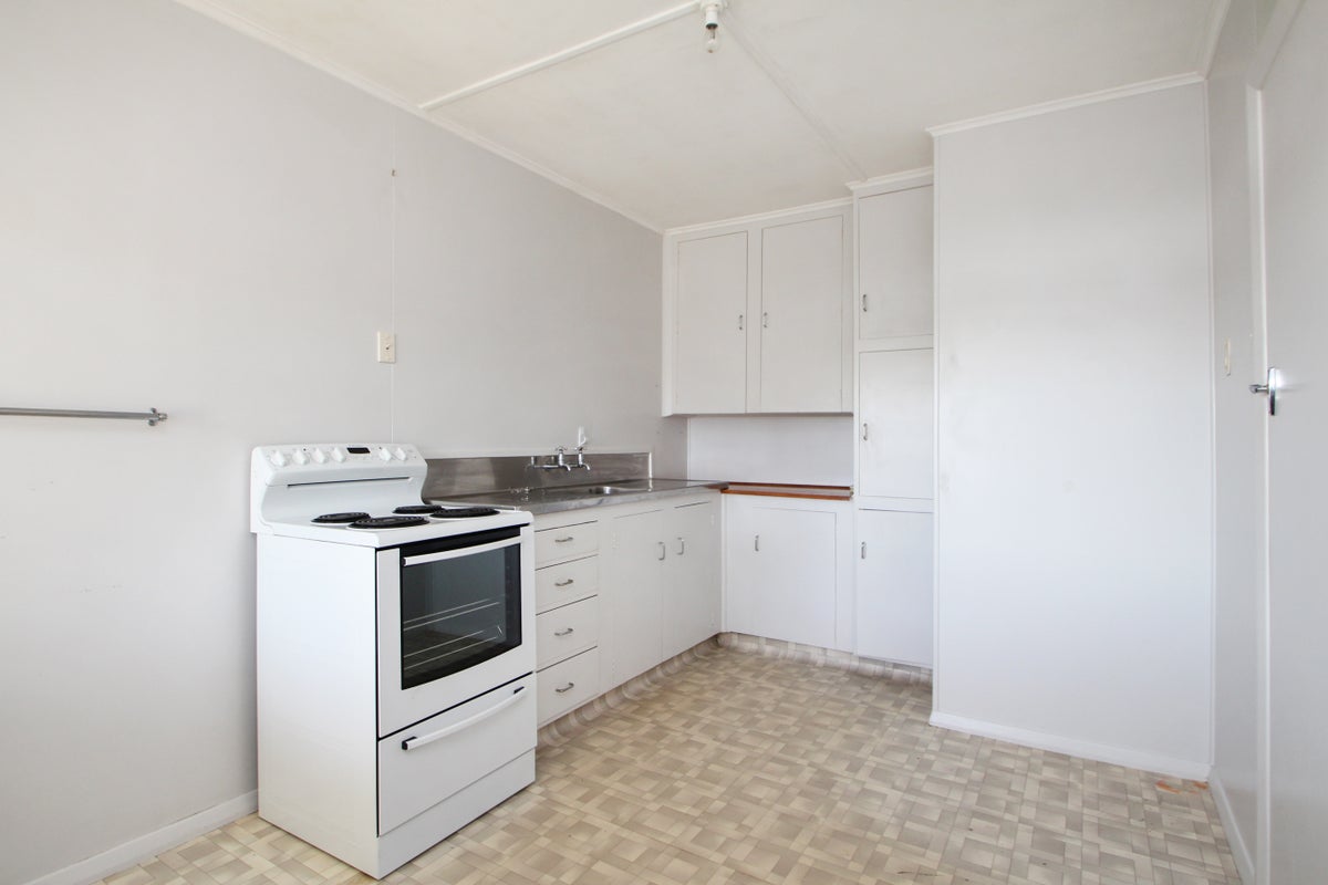 27C Wansbeck Street, South Hill, Oamaru - Carousel 2