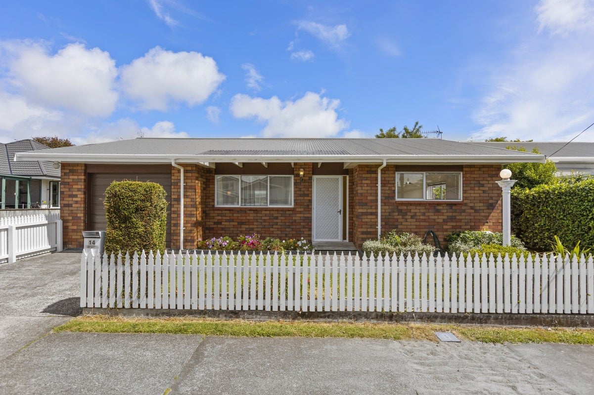 14 Tokomaru Street, Welbourn, New Plymouth - Carousel 1