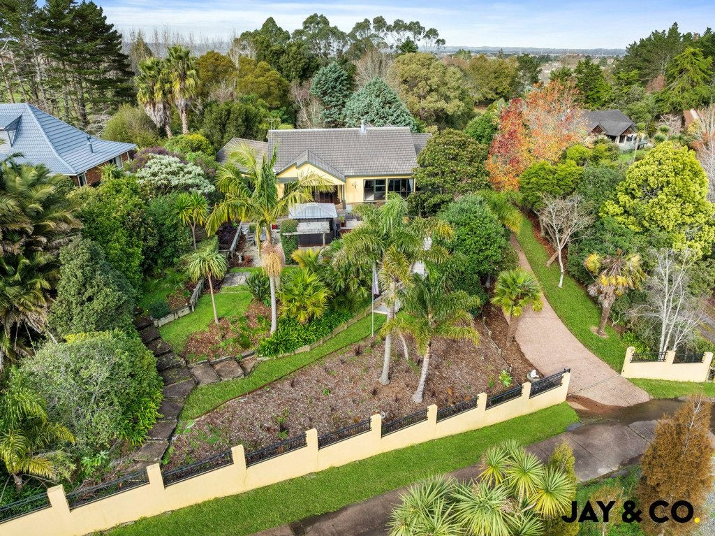 39 Polo Prince Drive, Manurewa - Carousel 2