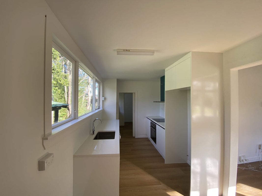 2A Sherrybrooke Place, Sunnyvale, Auckland - Carousel 1
