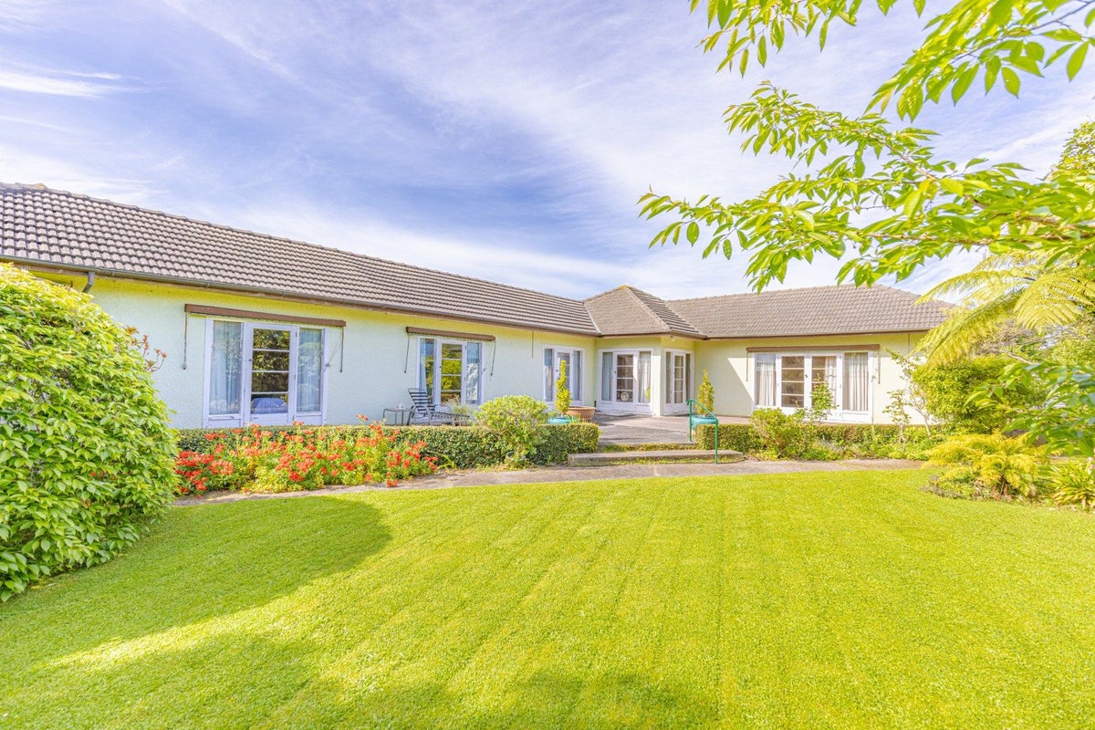 7 Taranaki Street, Saint Johns Hill, Whanganui - Carousel 1